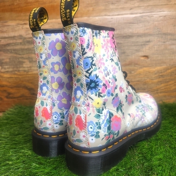 Host Pick 🎉 New Dr. Martens 1460 8-Eye Boot - Parchment / Floral Mashup - Picture 6 of 13